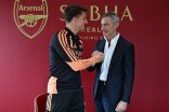 Арсенал подписал Цолиса
