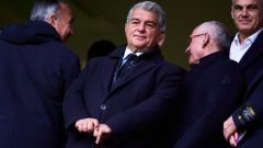 Лапорт объявил об отставке с поста президента Барселоны