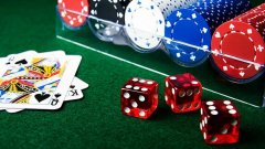 Австралийский чиновник-лудоман обвинен в мошенничестве