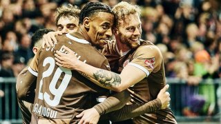 Байер - Санкт-Паули. Прогноз на матч 03.02.2026