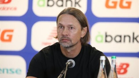 Игорь Костюк уволен с должности главного тренера киевского Динамо