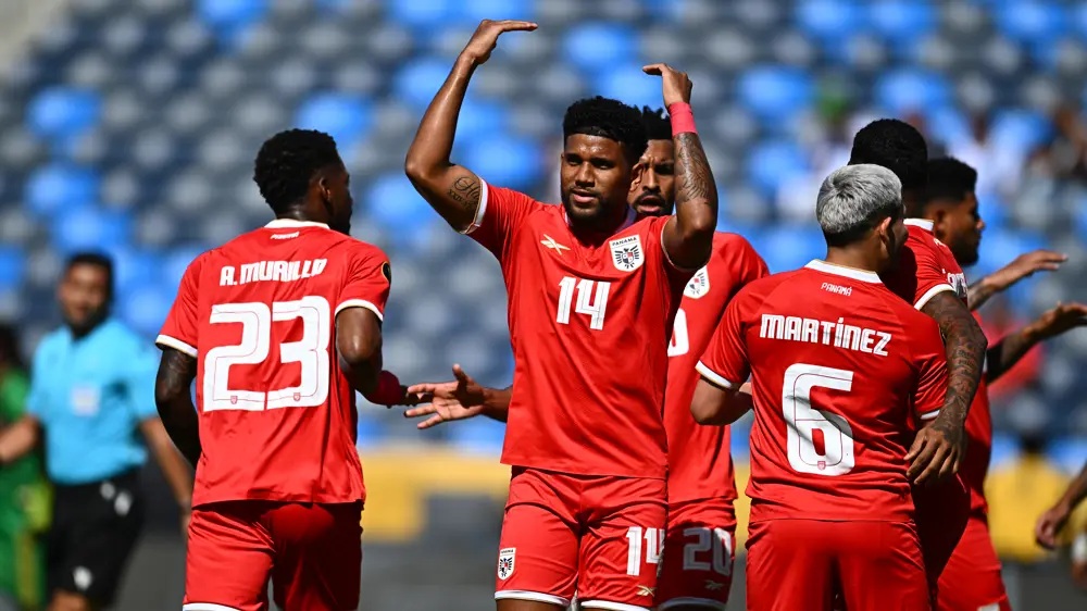 Панама - Сальвадор. Прогноз на матч 19.11.2025