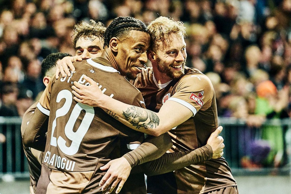 Байер - Санкт-Паули. Прогноз на матч 03.02.2026