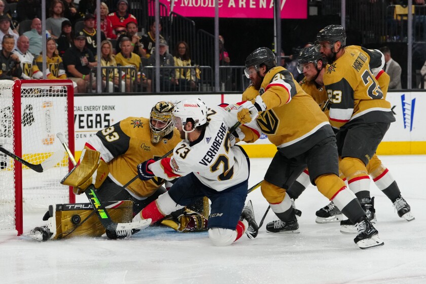 Вегас Голден Найтс - Флорида Пантерс. Прогноз на матч 11.11.2025