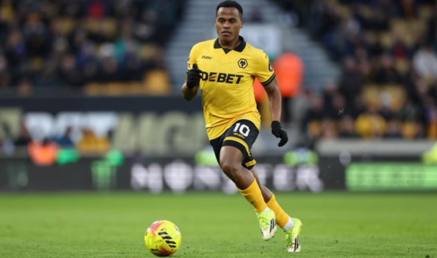 Вулверхэмптон согласился на возвращение нападающего в Бразилию