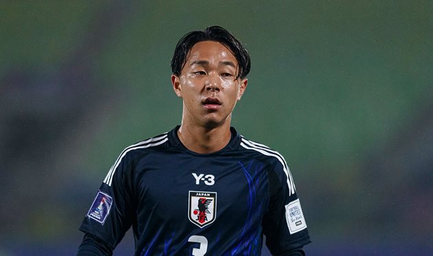 Айнтрахт купил защитника сборной Японии