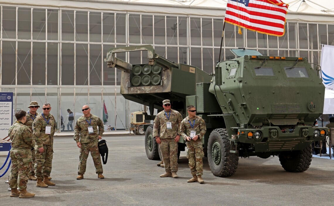 США объявят о новом пакете военной помощи Украине – Reuters