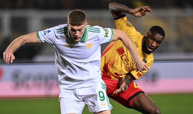 Рома с голом и травмой Довбика одолела Лечче