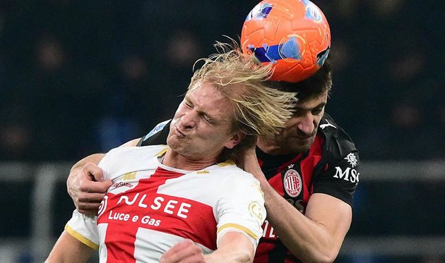 Дженоа с ассистом Малиновского сыграл вничью с Миланом