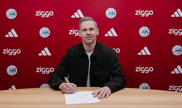 Зинченко официально стал игроком Аякса