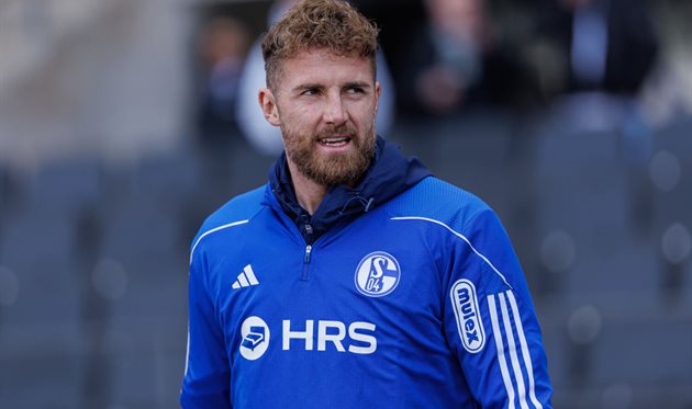 Экс-голкипер Шальке Ферманн объявил о завершении карьеры